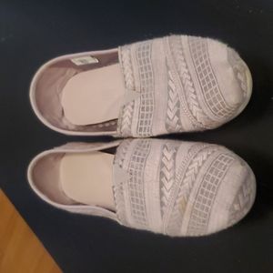 Embroided Toms